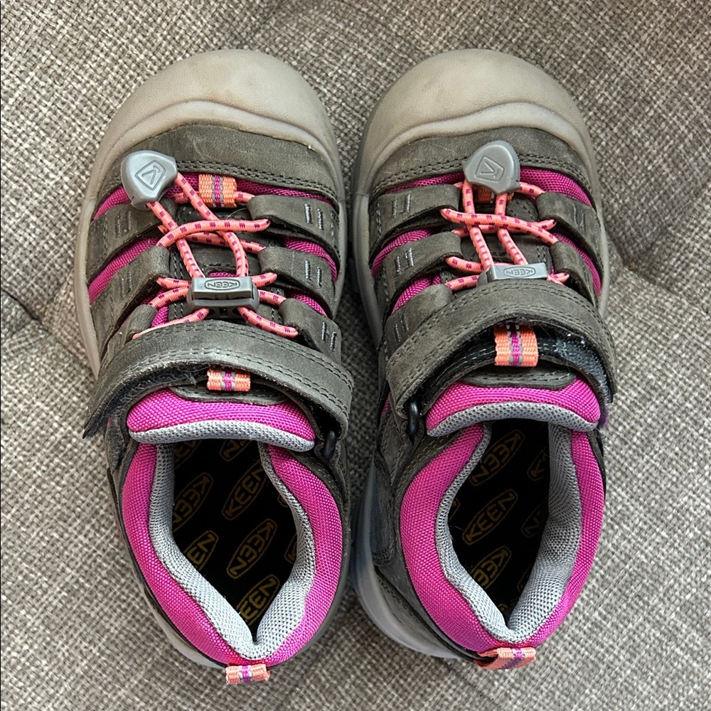 KEEN Kids' Charcoal and Magenta Sneakers